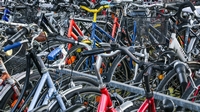 Overdekte fietsenstalling bij De Meent