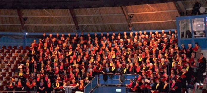 Inspire2LiveChoir en Choir4Hope in Dolfinarium