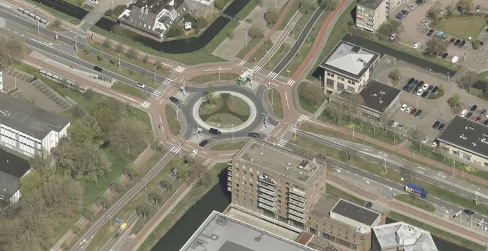 rotonde veerweg-bkweg