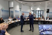 Praatpaal is bij bekendmaking naam nieuwe burgemeester