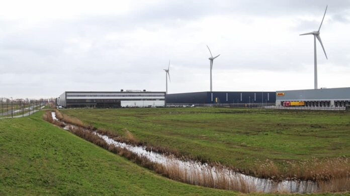 AZC kavel Dordrecht rtvd