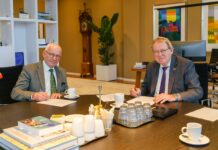 Jan Heijkoop beëdigd als waarnemend burgemeester Alblasserdam
