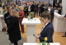 Druk bezocht afscheid van burgemeester Annemiek Jetten