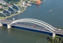 Van Brienenoordbrug op instorten? Niet waar, zegt Rijkswaterstaat