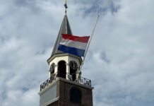 Papendrecht herdenkt de doden op waardige wijze