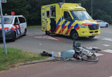 Fietsster gewond naar ziekenhuis