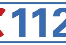 Plezierjacht belandt dwars op de weg