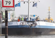 Flinke schade bij aanvaring tussen twee schepen