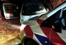 Inbreker wordt op heterdaad betrapt en vlucht sloot in