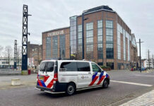 Vrouw geslagen en bij keel gegrepen