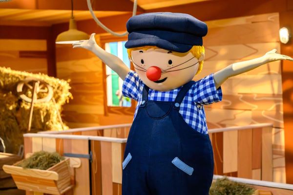 Fien-Teun_-Circus-op-de-Boerderij