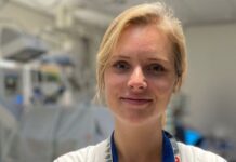 Cheryl vergeet nooit de eerste keer dat een baby op haar afdeling overleed