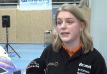 Zonneauto maakt tussenstop in Zwijndrecht