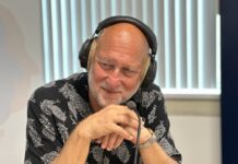 Voorzitter Museum 1940-1945 in Studio de Witt