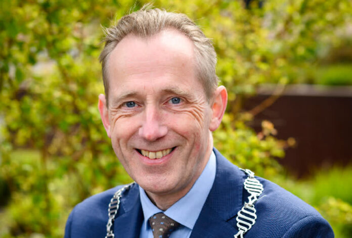 jan willem boersma burgemeester alblasserdam