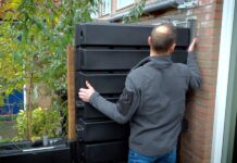 Regenwater opslaan in schutting: initiatief maakt kans op Duurzaamheidsprijs