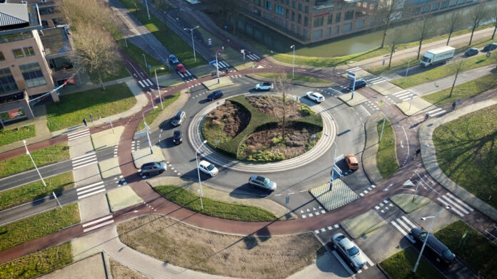 rotonde bk-weg-veerweg